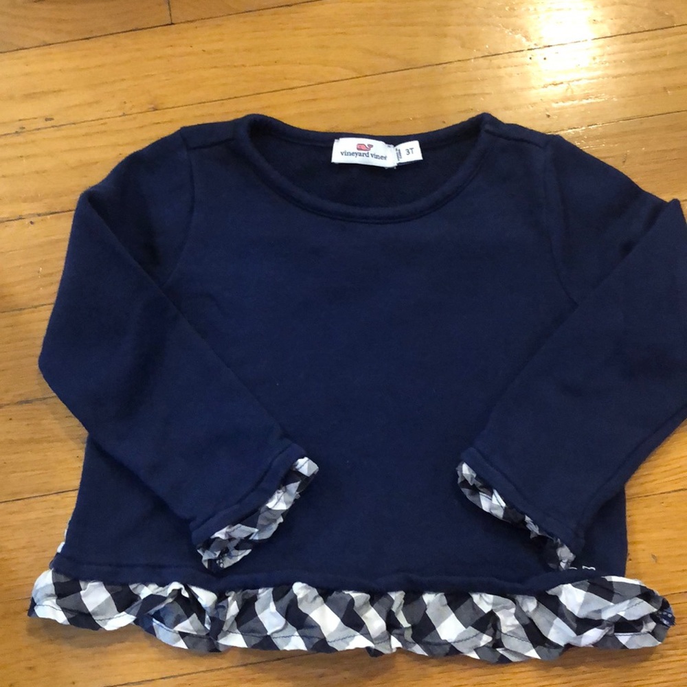 Vineyard vines long sleeve top
